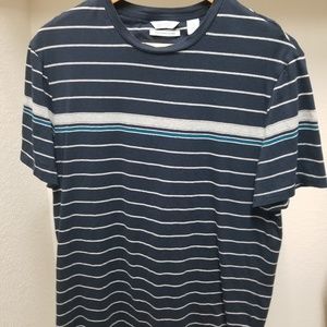 Calvin Klein mens L crew neck tshirt